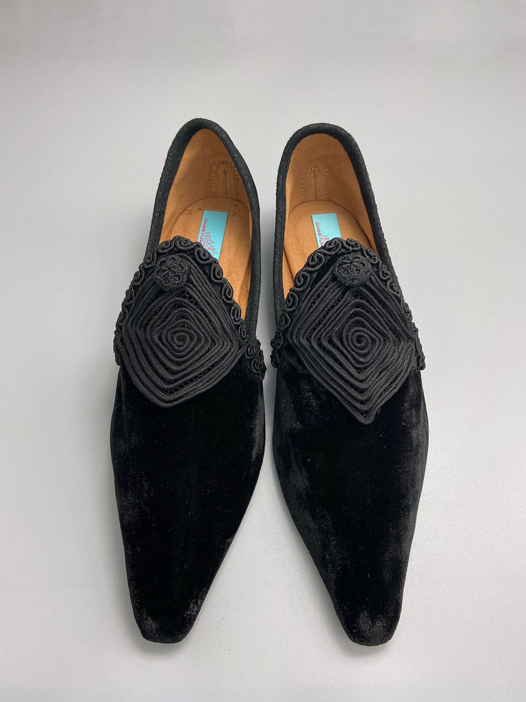 Black silk velvet pointed toe shoes created using antique Edwardian soutache  braid.  Antique  and period style from the Pavilion Parade studio.