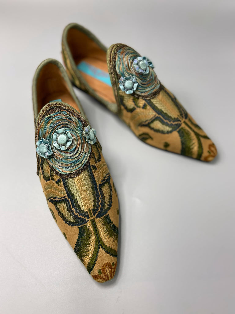 Arts & Crafts woven textile pointed toe shoes with silk passementerie embellishment. Bohemian style created from antique textiles by the Pavilion Parade Studio 