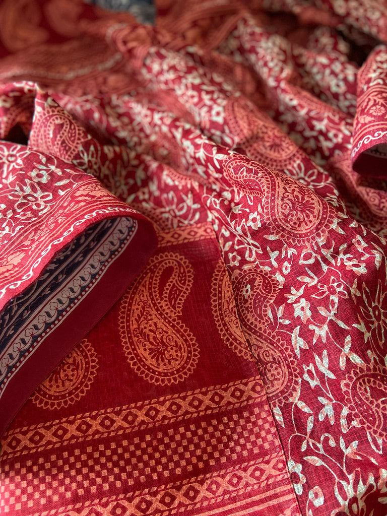 Block printed relaxed fit pure cotton kaftan inspired dress. Reversible design in blood red and indigo. Bohemian style sustainably created from vintage textiles by the Pavilion Parade studio.