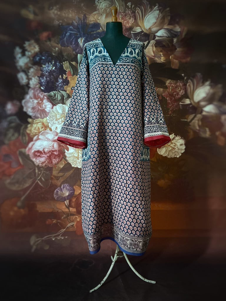 Block printed relaxed fit pure cotton kaftan inspired dress. Reversible design in blood red and indigo. Bohemian style sustainably created from vintage textiles by the Pavilion Parade studio.