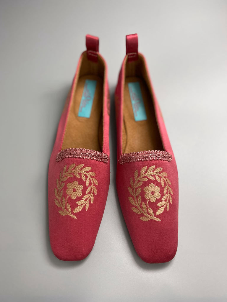 Coral silk baroque dancing slippers with pale gold laurel wreath motif and silk satin ankle ribbons. Bohemian style created from antique textiles by the Pavilion Parade studio