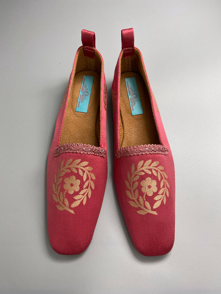 Coral silk baroque dancing slippers with pale gold laurel wreath motif and silk satin ankle ribbons. Bohemian style created from antique textiles by the Pavilion Parade studio