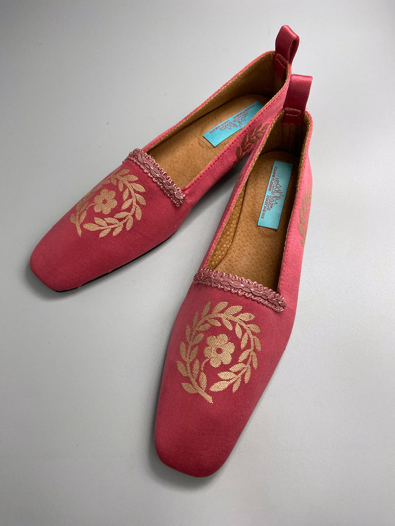 Coral silk baroque dancing slippers with pale gold laurel wreath motif and silk satin ankle ribbons. Bohemian style created from antique textiles by the Pavilion Parade studio