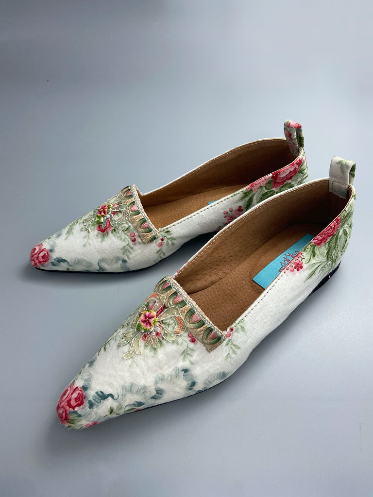 Rosebud toile pointed toe Regency dancing slippers with antique silk appliqué bows and ankle ribbons. Bohemian style created from antique and vintage textiles by Pavilion Parade.
