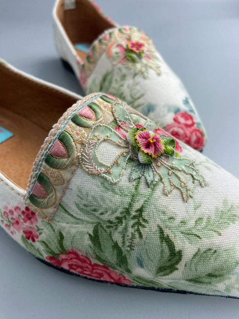 Rosebud toile pointed toe Regency dancing slippers with antique silk appliqué bows and ankle ribbons. Bohemian style created from antique and vintage textiles by Pavilion Parade.