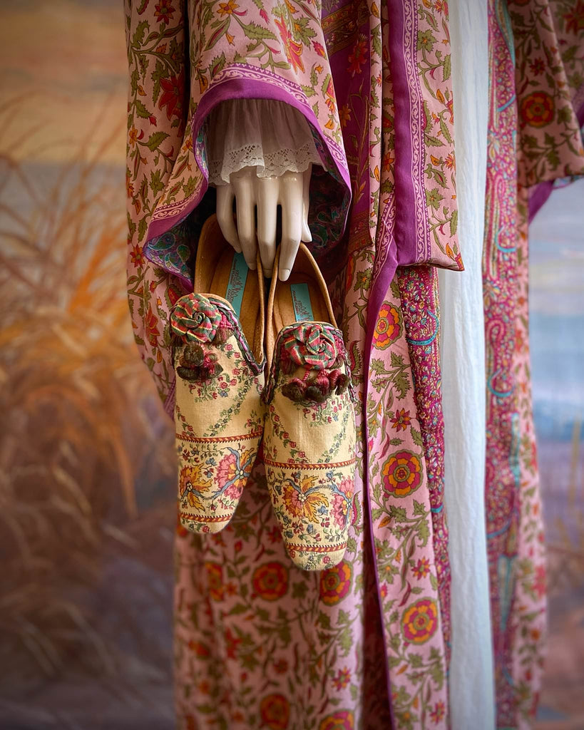 1920s inspired silk kimono robe created from vintage orchid, blush pink and lavender silk crepe. Unique bohemian designs from the Pavilion Parade studio.