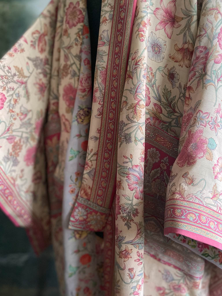 1920s inspired silk kimono robe created from vintage rose pink, pale lavender, china blue and antique ivory silk crepe. Unique bohemian designs from the Pavilion Parade studio.