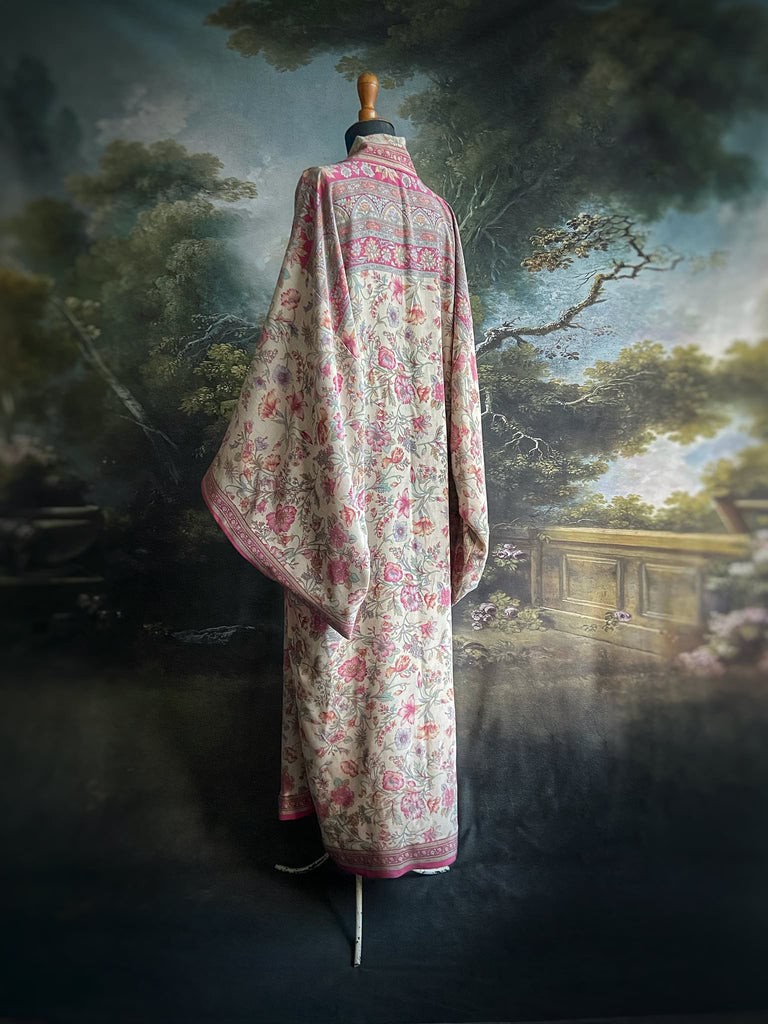 1920s inspired silk kimono robe created from vintage rose pink, pale lavender, china blue and antique ivory silk crepe. Unique bohemian designs from the Pavilion Parade studio.