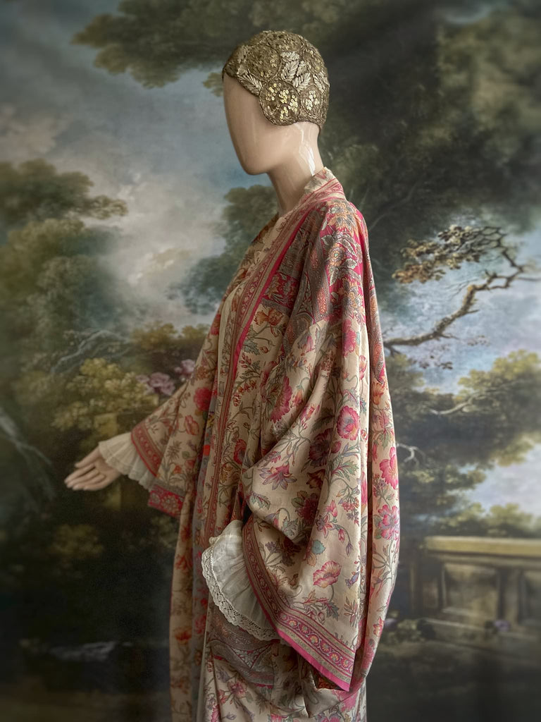 1920s inspired silk kimono robe created from vintage rose pink, pale lavender, china blue and antique ivory silk crepe. Unique bohemian designs from the Pavilion Parade studio.