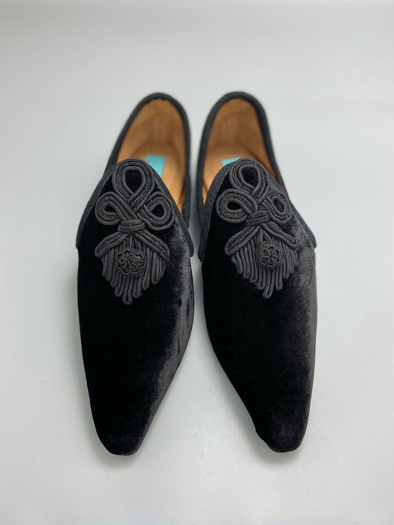 Black silk velvet pointed toe shoes with antique Victorian soutache braid embellishment by Pavilion Parade