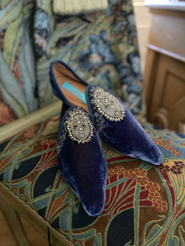 Indigo navy blue silk velvet pointed toe shoes with antique silver lace embellishment. Bohemian shoes created from antique textiles by Pavilion Parade