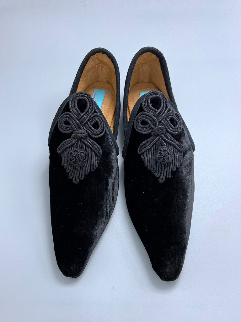 Black silk velvet pointed toe shoes with antique Victorian soutache braid embellishment by Pavilion Parade